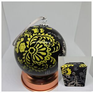 Vera Bradley 2010 Baroque Glass Ball Ornament Christmas   W Box